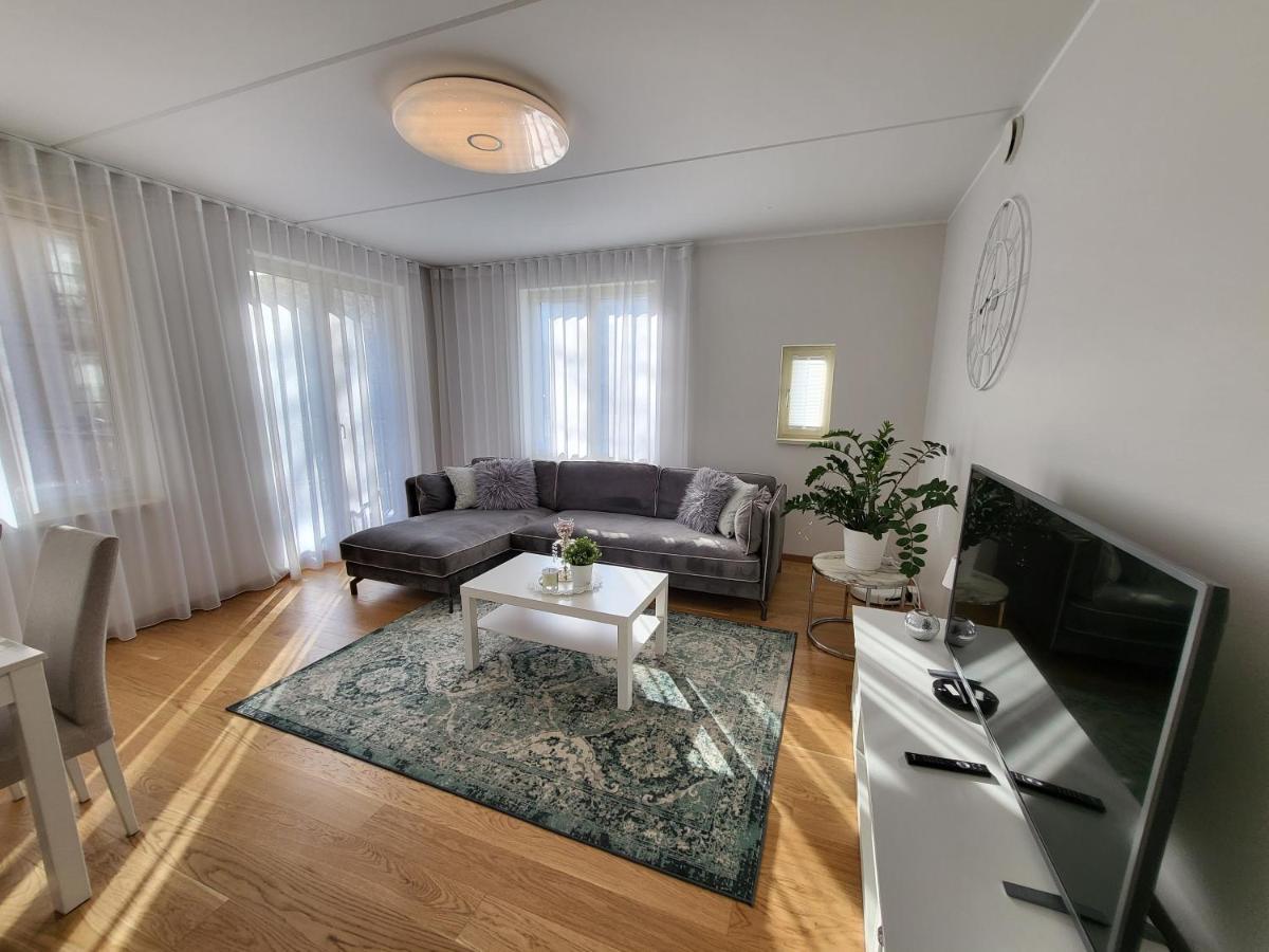City Center Bright Home Tallinn Exterior photo