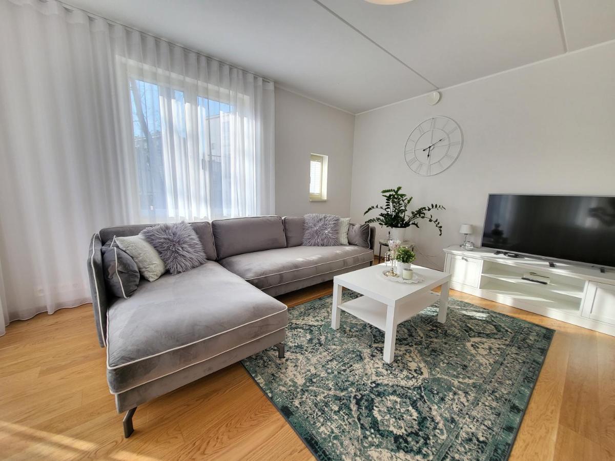 City Center Bright Home Tallinn Exterior photo